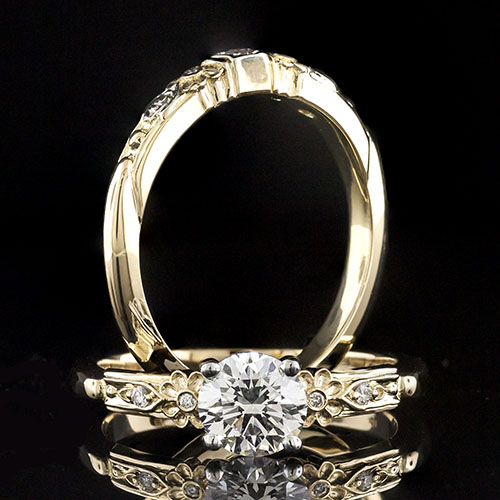 1637Y-1 Victorian-inspired floral motif diamond two-tone 18K gold engagement ring semi mount