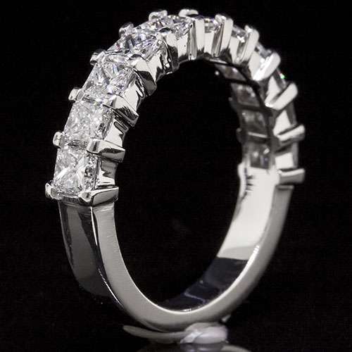 PPD236H-101P Modern Split Squared-prong set Princess cut diamond box profile half-stone platinum wedding band